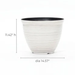 LuxenHome Ivory White Bell Round Recyled Plastic Planter Off-White -LuxenHome GUEST 46cea6b9 a050 4d5d abfa 879bc1d42fd9