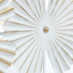 LuxenHome White And Gold Metal Abstract Seashell Wall Decor -LuxenHome GUEST 5f64095f 4140 48ca 8589 b046ee538e34