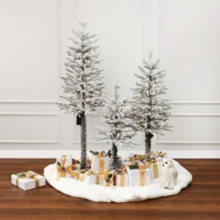 LuxenHome 3-Piece Holiday Artificial Tree Sets With Lights And Flat Stand Green -LuxenHome GUEST 8a007269 153d 4f3c a480 d96771091299