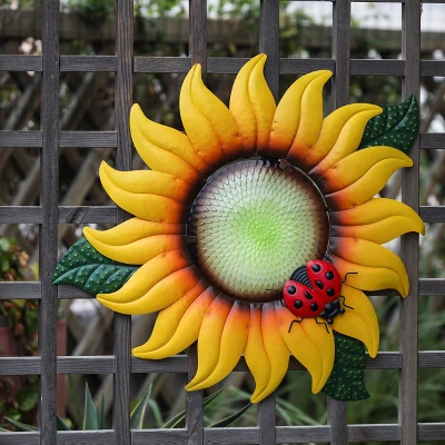 LuxenHome Sunflower Metal And Glass Outdoor Wall Decor 7 LuxenHome Sunflower Metal And Glass Outdoor Wall Decor - Image 7