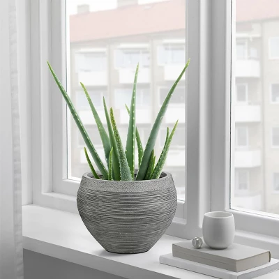 LuxenHome Gray Pottery-Style 11.75-inch Round MgO Planter 1 LuxenHome Gray Pottery-Style 11.75-inch Round MgO Planter