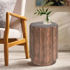 LuxenHome Outdoor Side Table,18" Weathered Copper Brown Cement Round Patio End Table,Accent Table For Outdoor And Indoor -LuxenHome GUEST c6978846 a69e 4da9 a747 1c6d98d1c08f