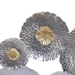 LuxenHome Silver And Gold Flowers Metal Wall Decor 17 LuxenHome Silver And Gold Flowers Metal Wall Decor -LuxenHome GUEST ce10bf92 a4cc 4497 aefe 387d5e4b2a01