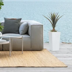 LuxenHome Square Tapered 18.5" H House Planters, Indoor & Outdoor White -LuxenHome GUEST e5778bfb 683e 4ebd b782 9517c991544e