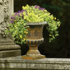 LuxenHome Weathered Brown Decorative MgO Urn Planter -LuxenHome GUEST ec421a74 cf57 477c 93c4 65e75248426b