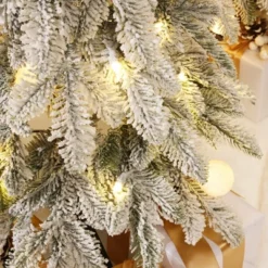 LuxenHome 3-Piece Flocked Artificial Tree Set With Lights And Metal Stand Green -LuxenHome GUEST f0396e15 8dac 4375 8241 2d4676866175