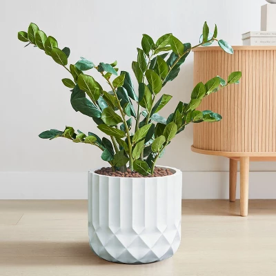 LuxenHome 14.7 In. Round Modern White MgO Planter 3 LuxenHome 14.7 In. Round Modern White MgO Planter - Image 3